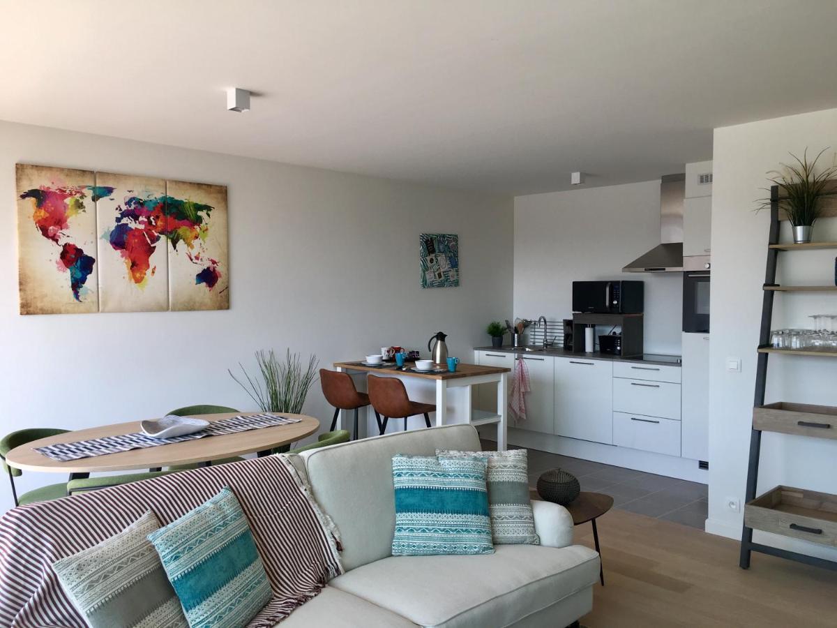 Luxury Apartment Mons City Center Ngoại thất bức ảnh