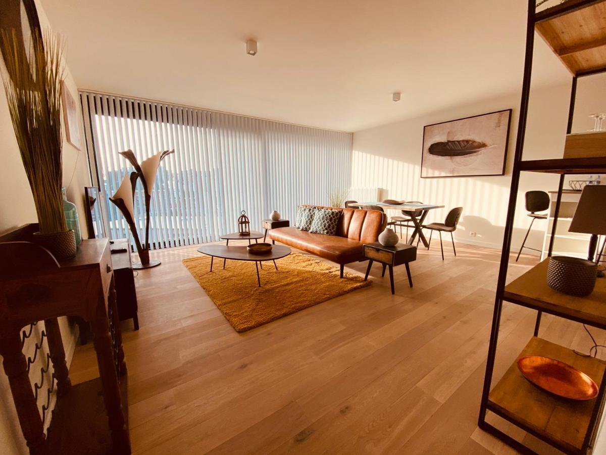 Luxury Apartment Mons City Center Ngoại thất bức ảnh